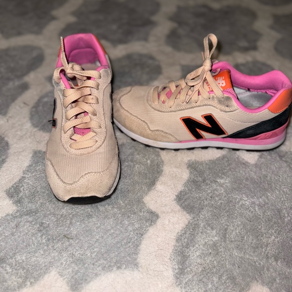 New Balance Women’s Beige and Pink Sneakers - Picture 1 of 4